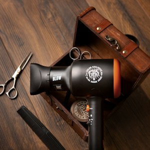 Men's grooming